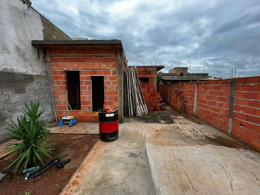 Foto 3 de Casa com 2 quartos à venda, 140m2 em Boituva - SP
