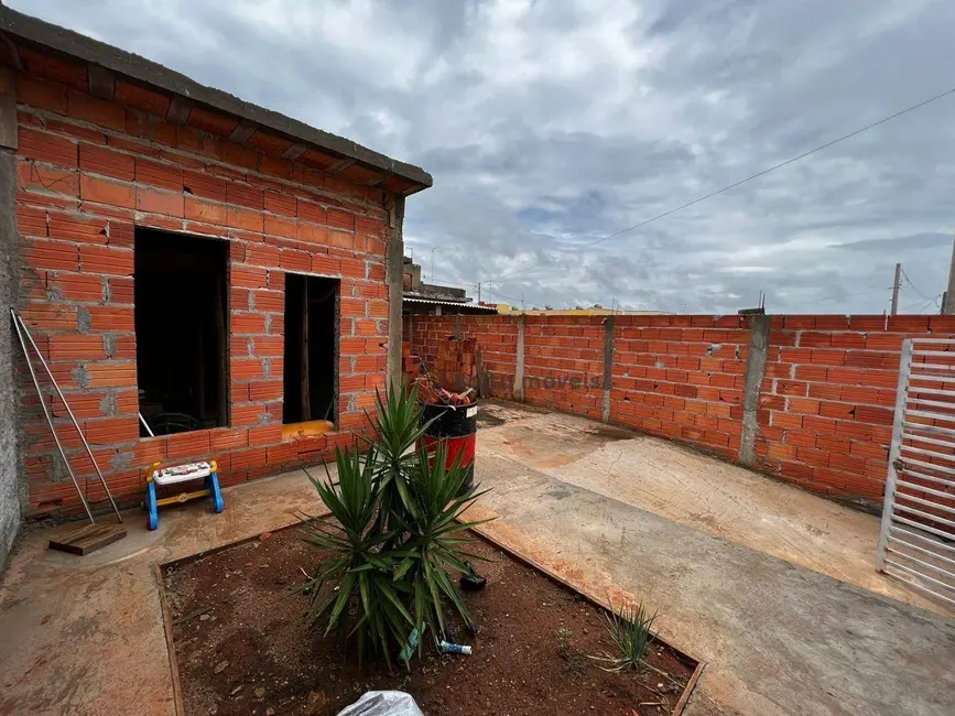 Foto 4 de Casa com 2 quartos à venda, 140m2 em Boituva - SP