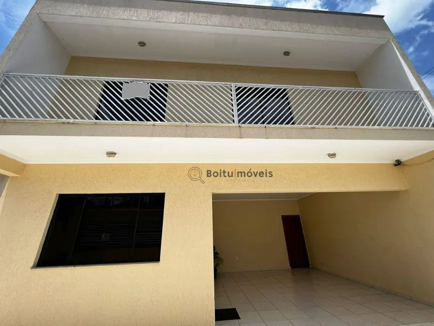 Foto 2 de Casa com 3 quartos à venda, 300m2 em Boituva - SP