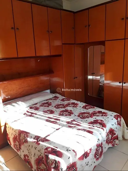 Foto 9 de Casa com 2 quartos à venda, 348m2 em Boituva - SP