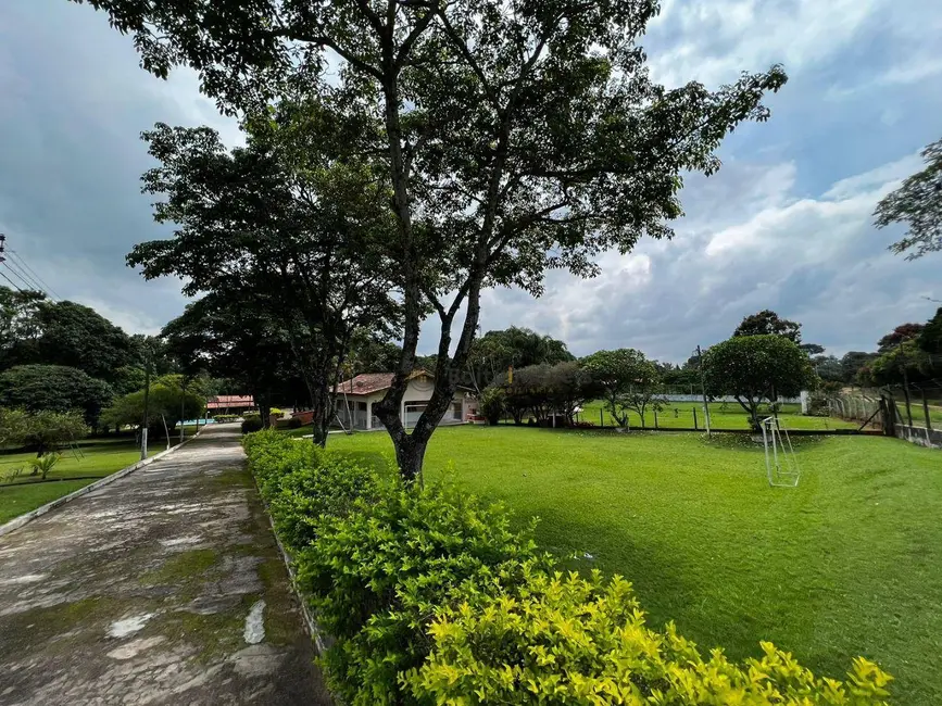 Chácara com 7 quartos à venda, 5000m2 em Centro, Quadra - SP - imagem 5 Foto 5 de Chácara com 7 quartos à venda, 5000m2 em Centro, Quadra - SP