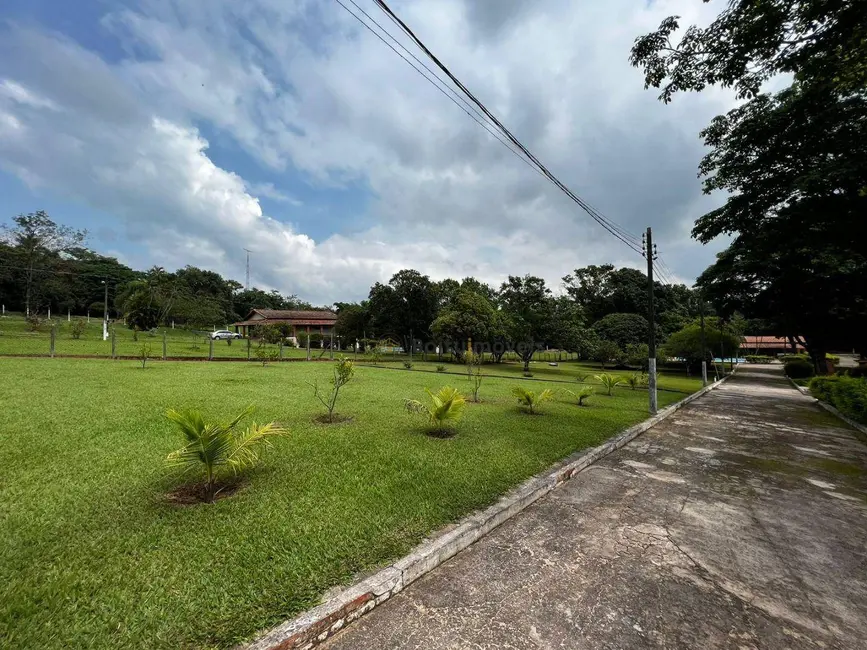 Chácara com 7 quartos à venda, 5000m2 em Centro, Quadra - SP - imagem 3 Foto 3 de Chácara com 7 quartos à venda, 5000m2 em Centro, Quadra - SP