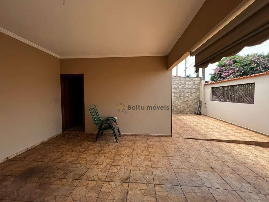 Foto 8 de Casa com 3 quartos à venda, 250m2 em Boituva - SP