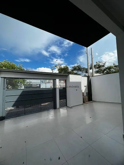 Foto 2 de Casa com 3 quartos à venda, 200m2 em Boituva - SP