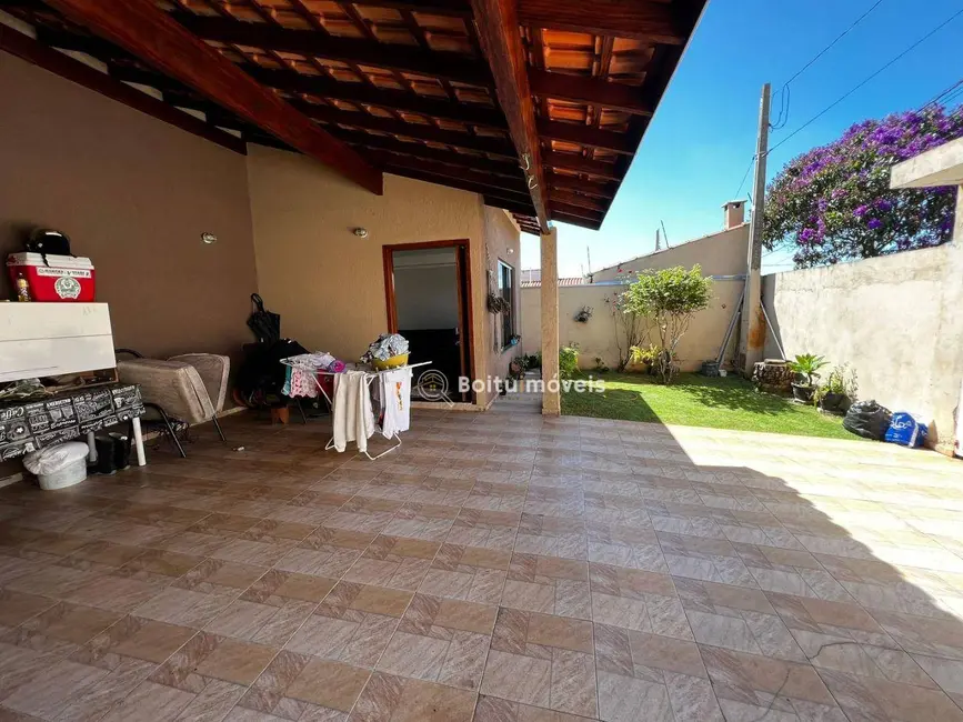 Foto 4 de Casa com 3 quartos à venda, 250m2 em Boituva - SP