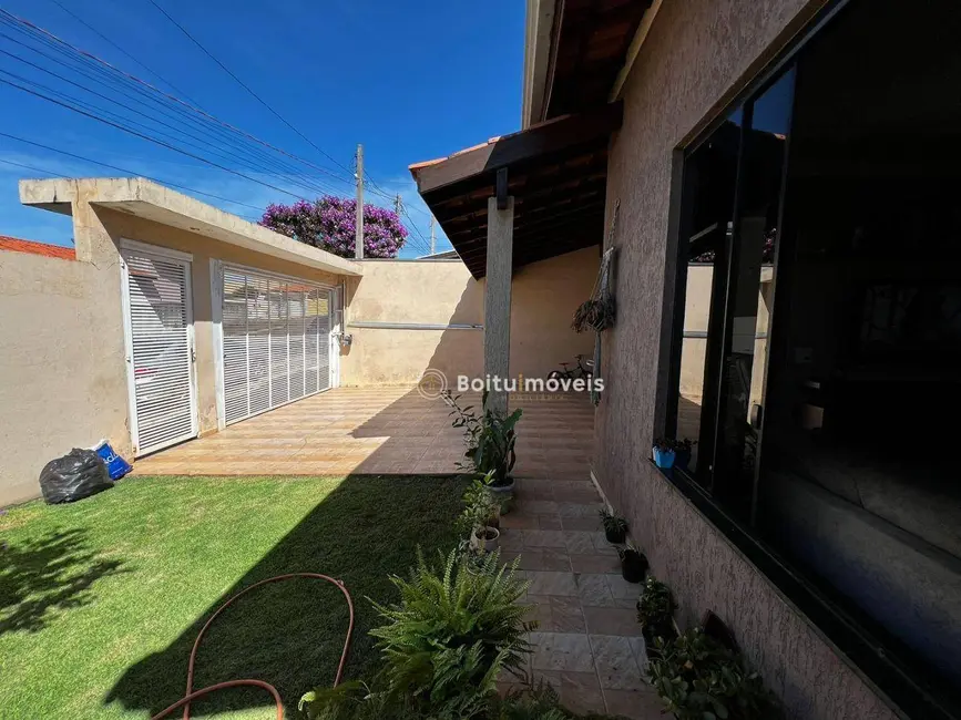 Foto 6 de Casa com 3 quartos à venda, 250m2 em Boituva - SP
