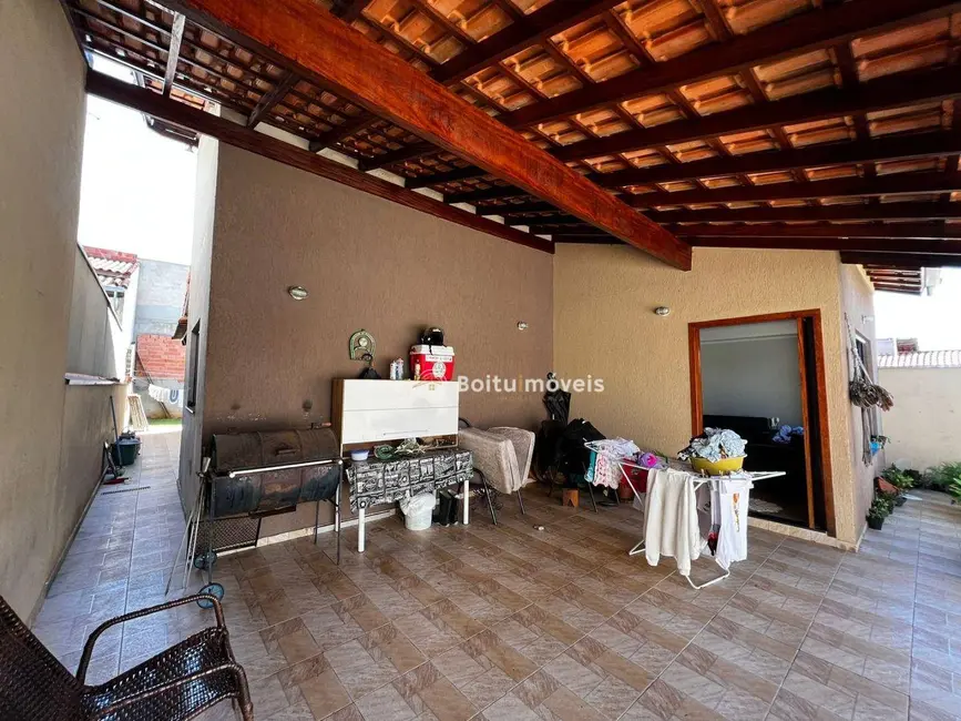 Foto 5 de Casa com 3 quartos à venda, 250m2 em Boituva - SP