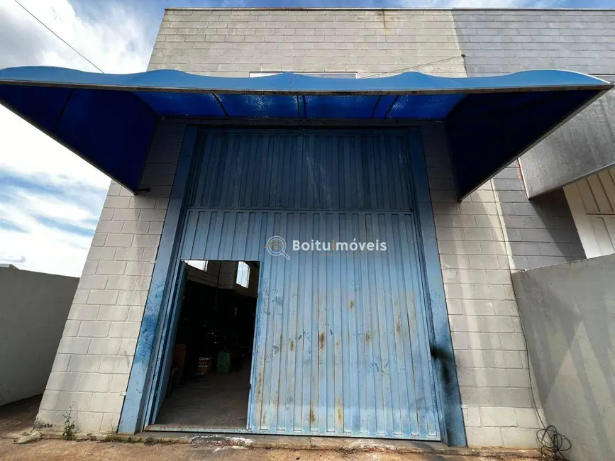 Foto 4 de Armazém / Galpão à venda, 450m2 em Boituva - SP
