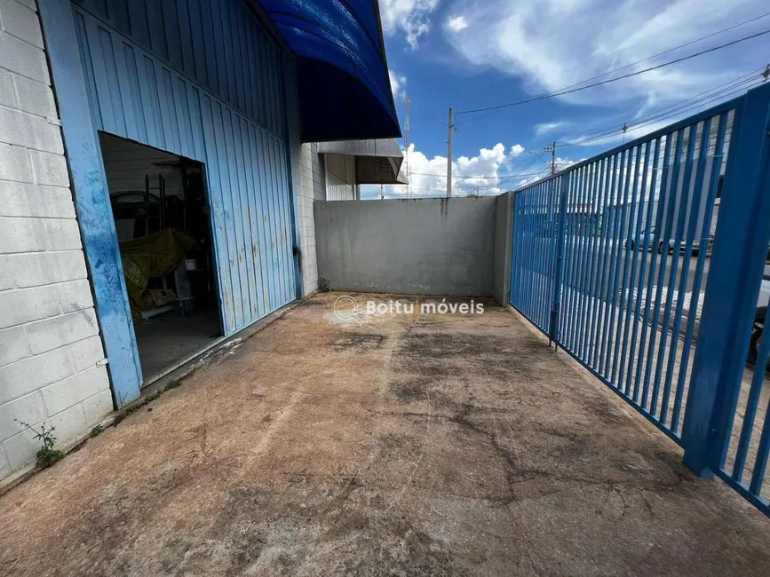 Foto 6 de Armazém / Galpão à venda, 450m2 em Boituva - SP