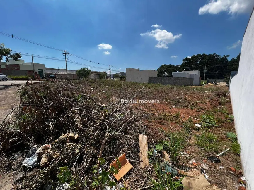 Foto 3 de Terreno / Lote à venda, 200m2 em Boituva - SP