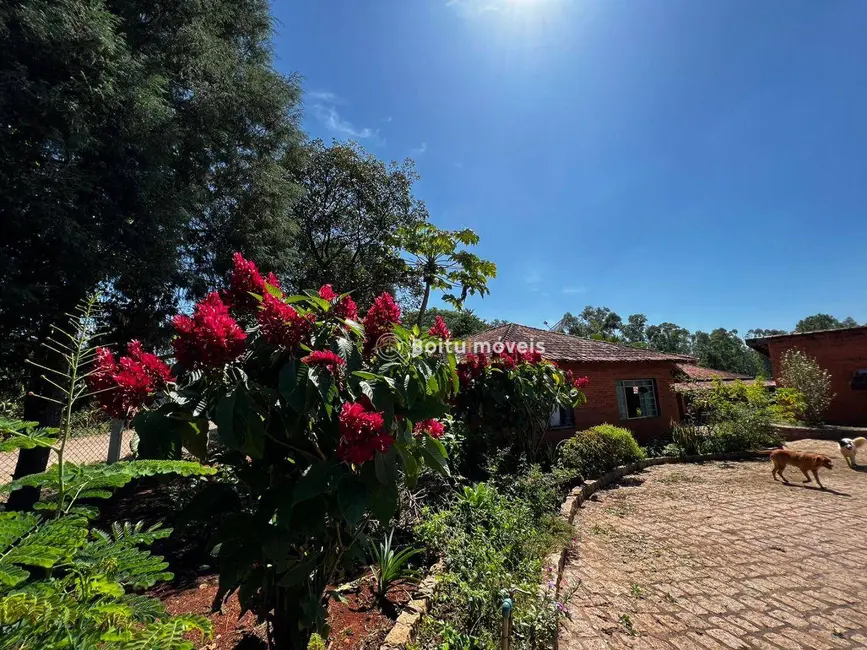 Foto 2 de Sítio / Rancho com 4 quartos à venda, 30000m2 em Quadra - SP