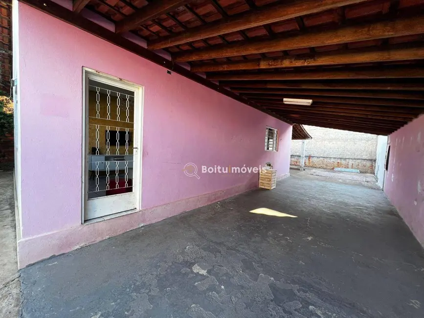 Foto 8 de Casa com 2 quartos à venda, 256m2 em Boituva - SP