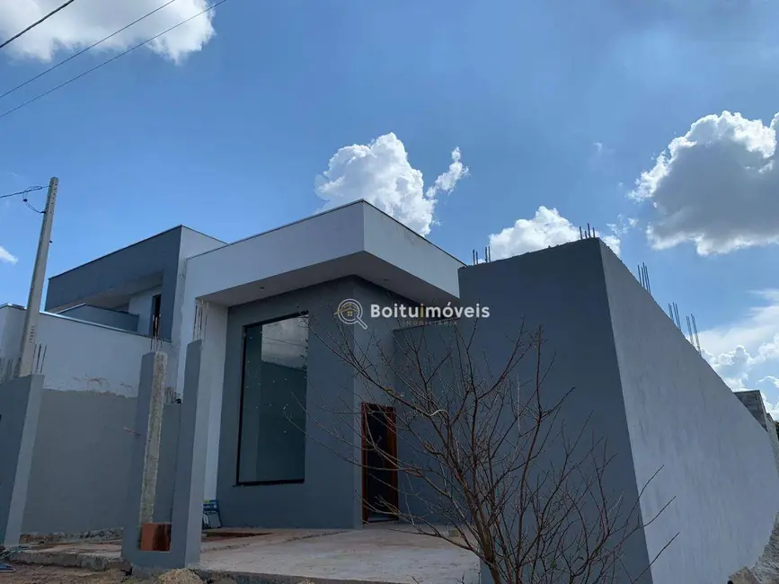 Foto 1 de Casa com 3 quartos à venda, 250m2 em Boituva - SP