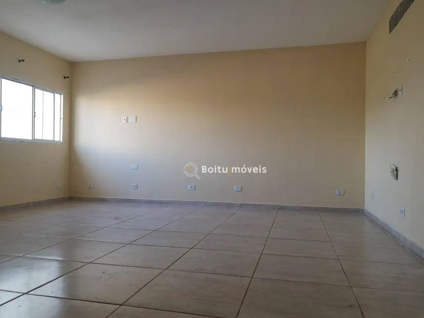 Foto 8 de Casa com 2 quartos à venda, 200m2 em Boituva - SP