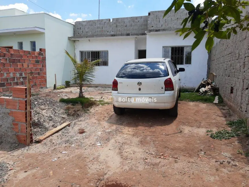Foto 2 de Casa com 2 quartos à venda, 200m2 em Boituva - SP