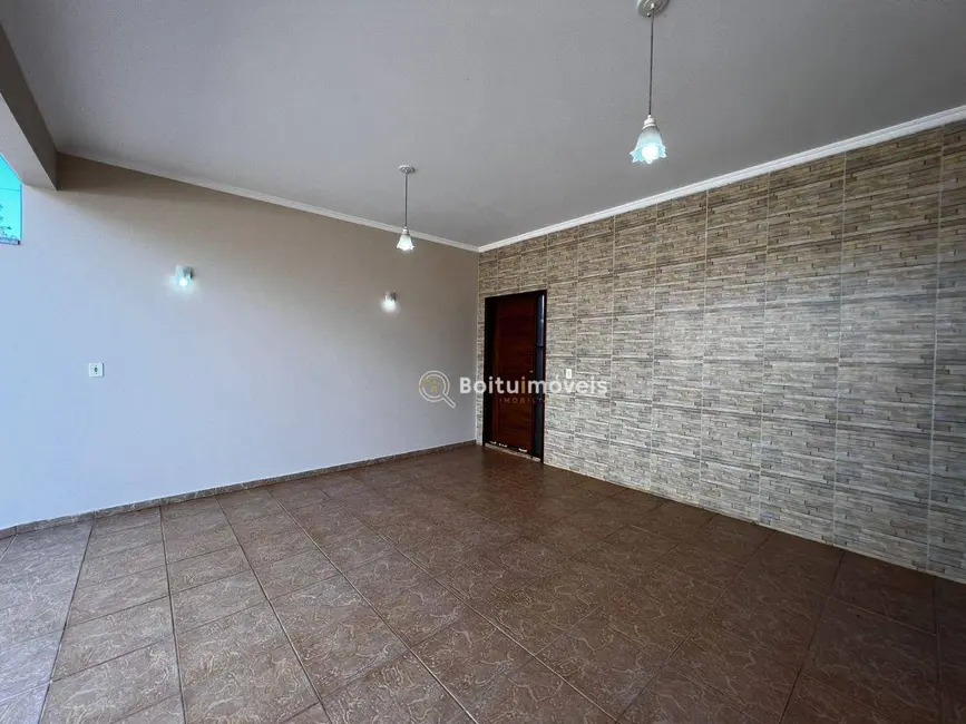 Foto 8 de Casa com 3 quartos à venda, 250m2 em Boituva - SP