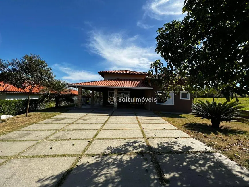 Foto 2 de Casa de Condomínio com 3 quartos à venda, 1000m2 em Boituva - SP