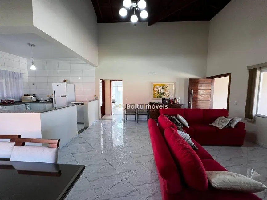 Foto 9 de Casa de Condomínio com 3 quartos à venda, 1000m2 em Boituva - SP