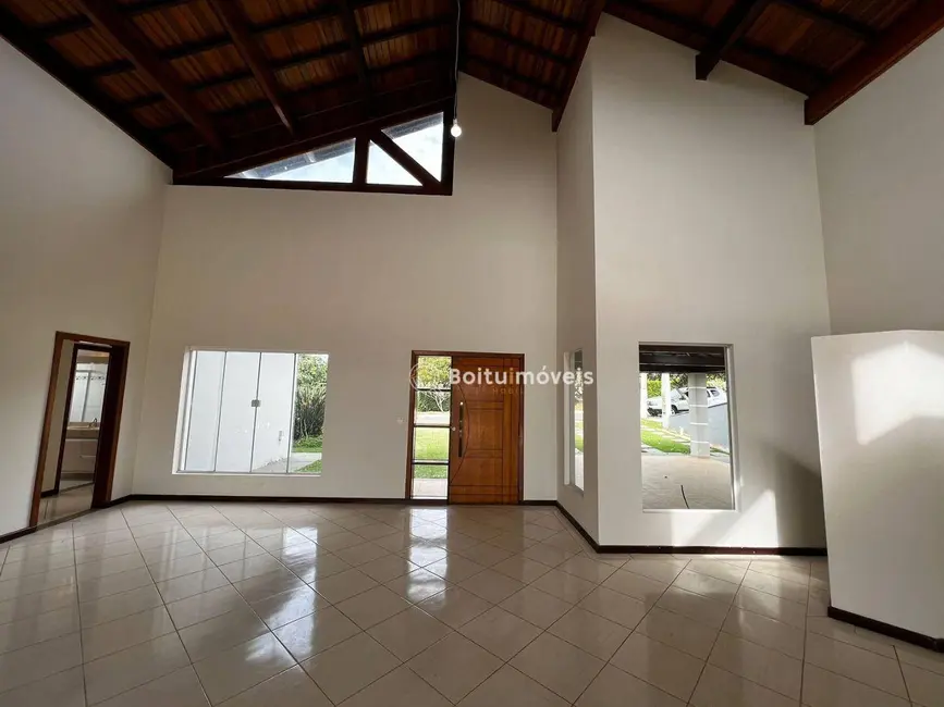 Foto 9 de Casa de Condomínio com 3 quartos à venda, 1200m2 em Boituva - SP