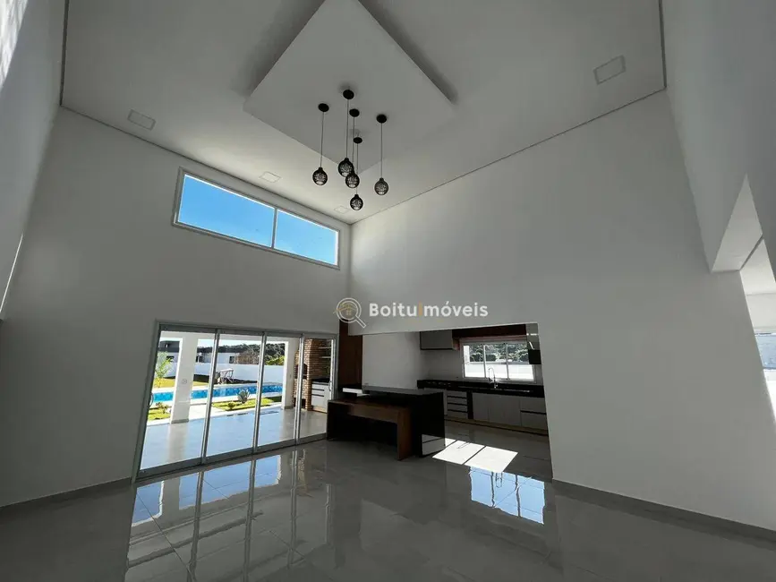 Foto 8 de Casa de Condomínio com 3 quartos à venda, 1000m2 em Boituva - SP