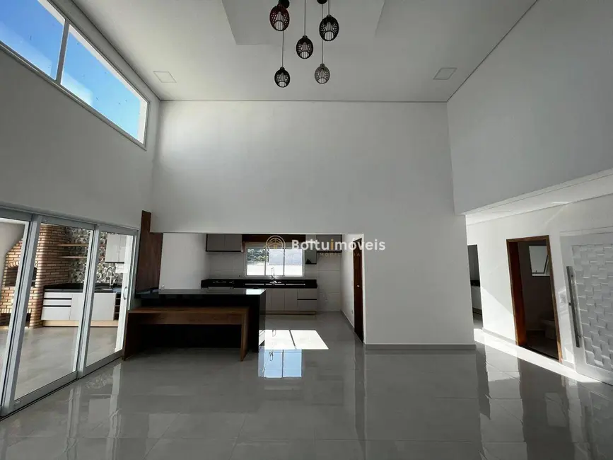 Foto 9 de Casa de Condomínio com 3 quartos à venda, 1000m2 em Boituva - SP