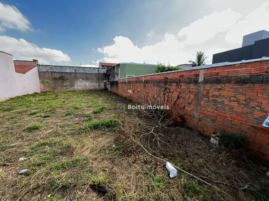 Foto 3 de Terreno / Lote à venda, 300m2 em Boituva - SP