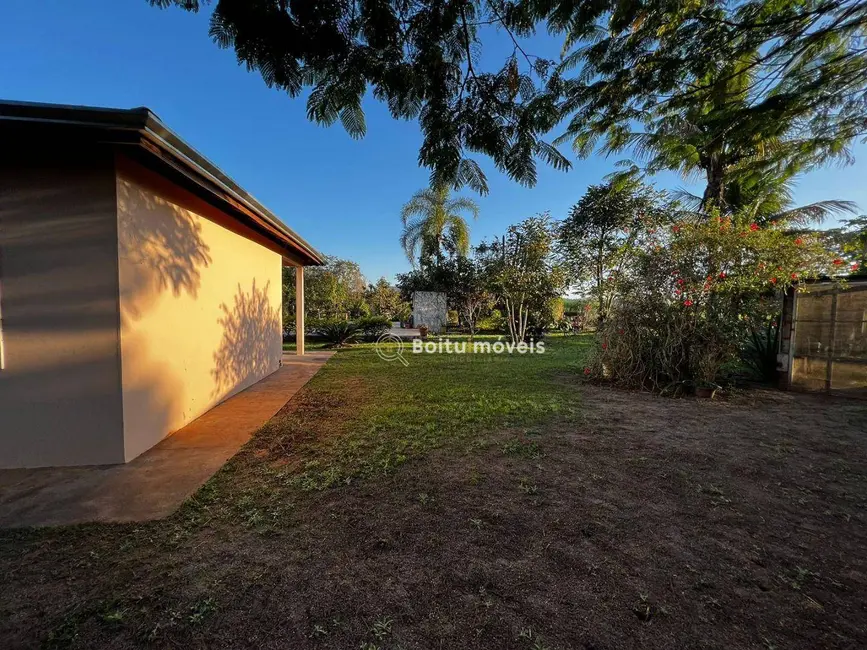 Foto 8 de Chácara com 4 quartos à venda, 12550m2 em Bofete - SP
