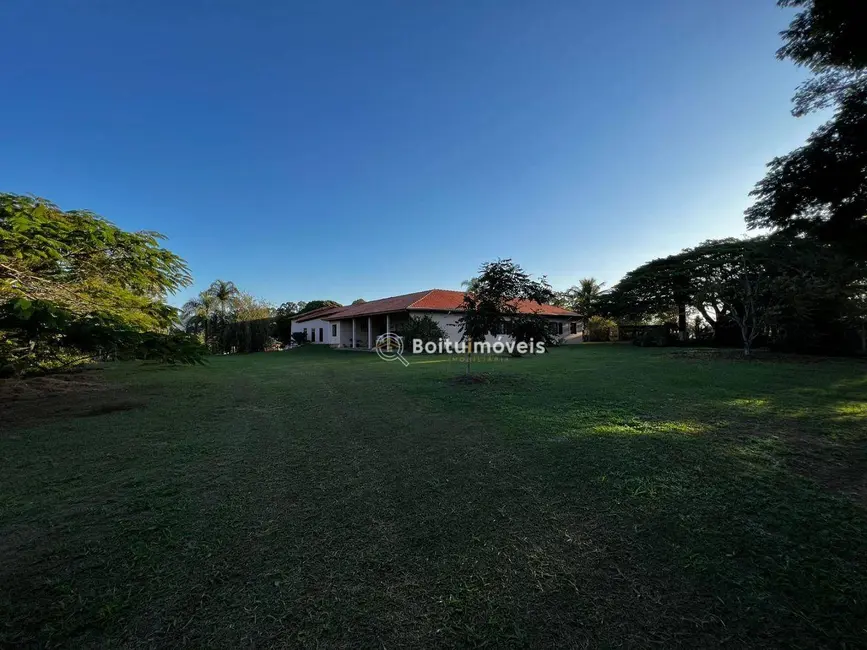 Foto 2 de Chácara com 4 quartos à venda, 12550m2 em Bofete - SP