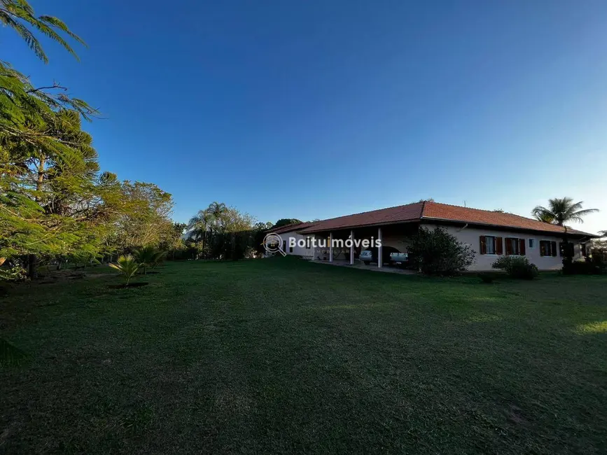 Foto 3 de Chácara com 4 quartos à venda, 12550m2 em Bofete - SP