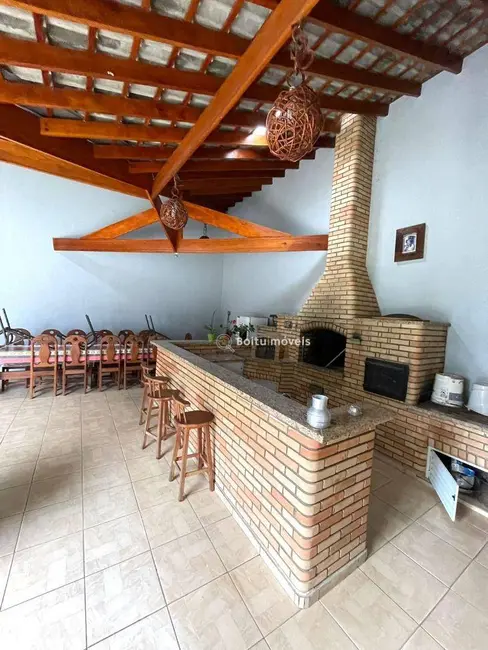 Chácara com 5 quartos à venda, 4800m2 em Cajuru do Sul, Sorocaba - SP - imagem 4 Foto 4 de Chácara com 5 quartos à venda, 4800m2 em Cajuru do Sul, Sorocaba - SP