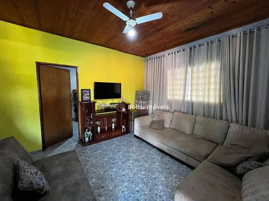 Foto 9 de Chácara com 3 quartos à venda, 6000m2 em Cesario Lange - SP