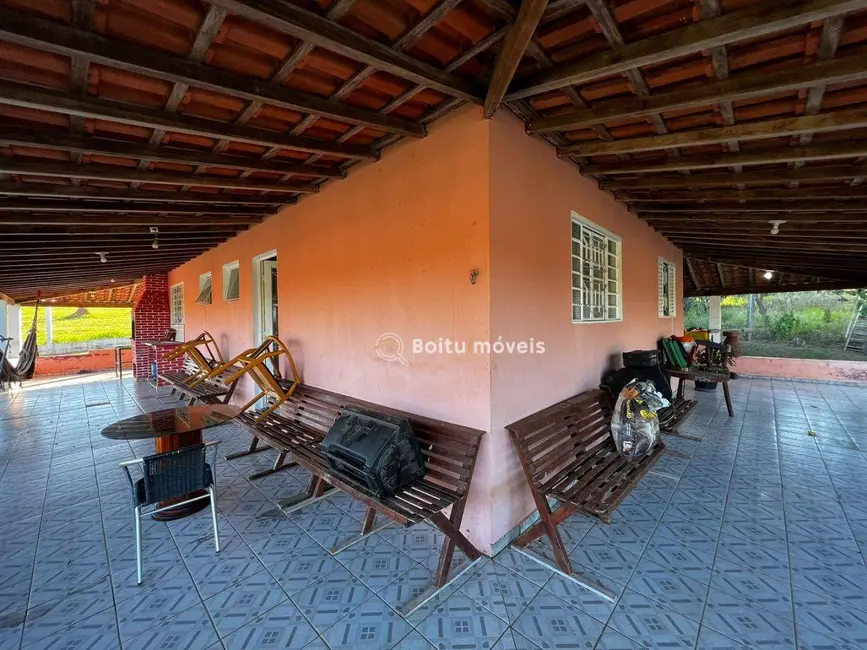 Foto 6 de Chácara com 3 quartos à venda, 6000m2 em Cesario Lange - SP