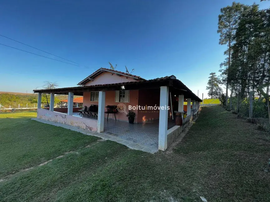 Foto 4 de Chácara com 3 quartos à venda, 6000m2 em Cesario Lange - SP