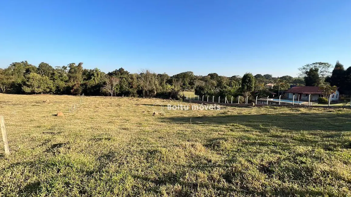 Foto 3 de Terreno / Lote à venda, 5200m2 em Cesario Lange - SP