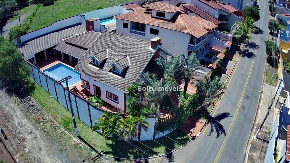 Foto 1 de Casa com 3 quartos à venda, 647m2 em Colina Verde, Tatui - SP