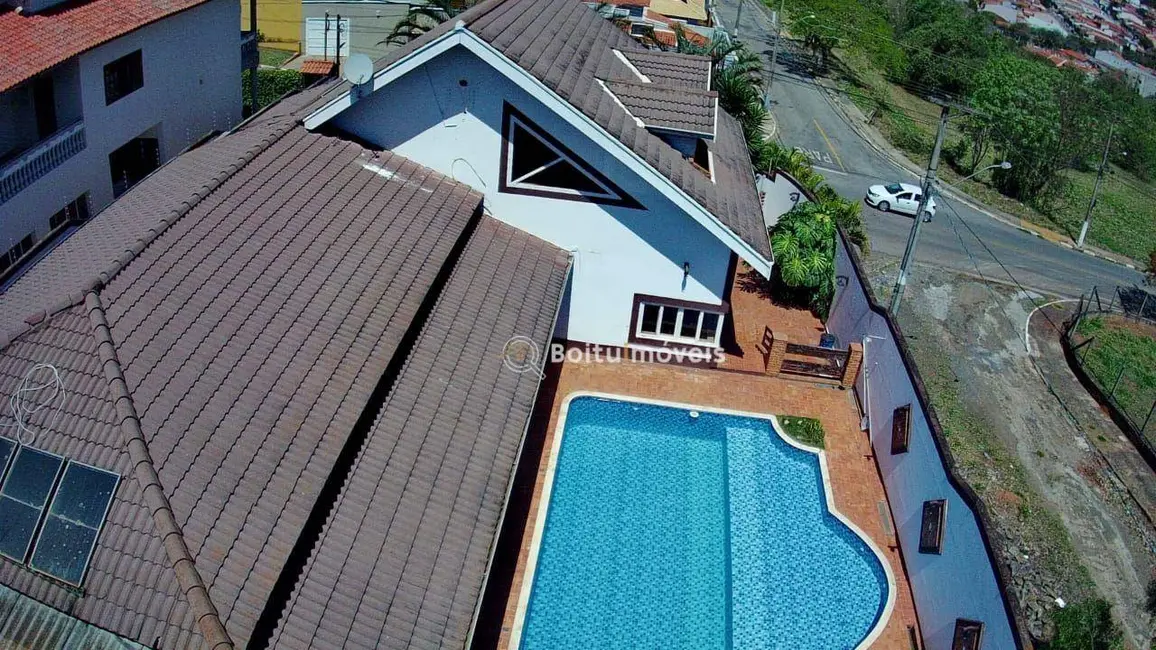 Foto 8 de Casa com 3 quartos à venda, 647m2 em Colina Verde, Tatui - SP