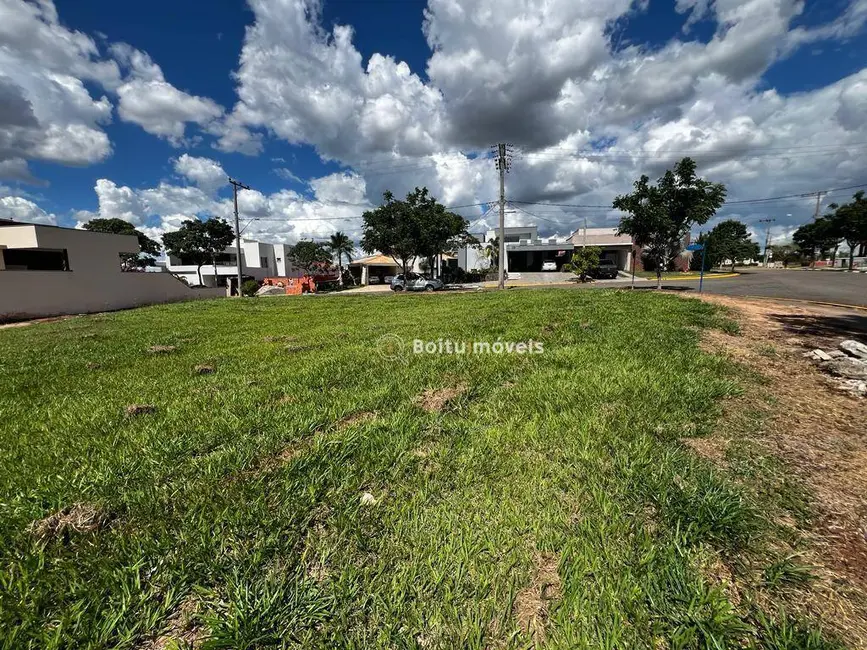 Foto 5 de Terreno / Lote à venda, 553m2 em Boituva - SP