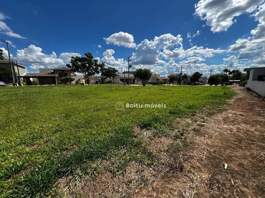 Foto 3 de Terreno / Lote à venda, 501m2 em Boituva - SP