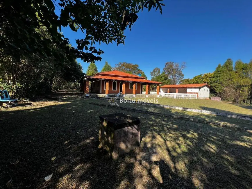 Chácara com 3 quartos à venda, 1490m2 em Porto Feliz - SP - imagem 3 Foto 3 de Chácara com 3 quartos à venda, 1490m2 em Porto Feliz - SP