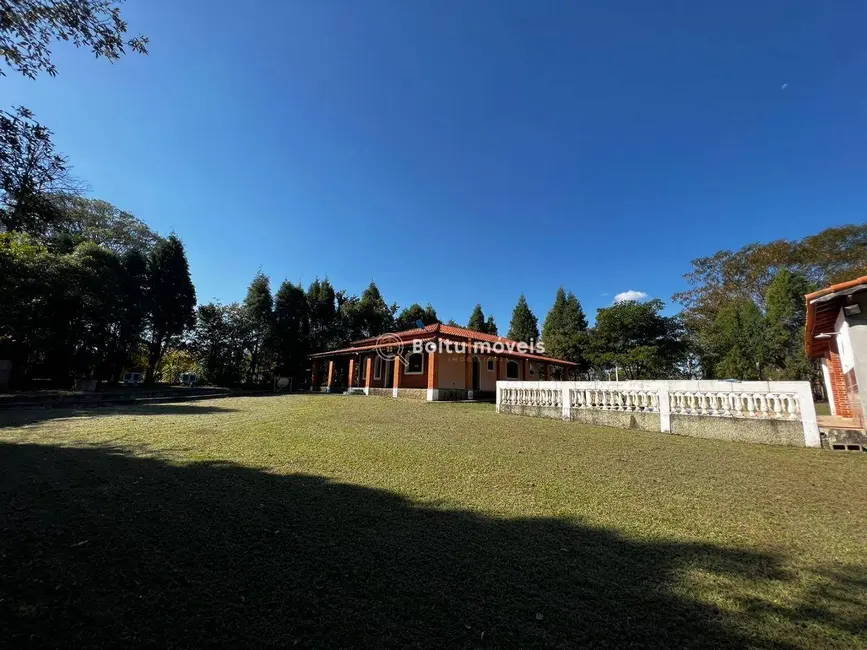 Chácara com 3 quartos à venda, 1490m2 em Porto Feliz - SP - imagem 5 Foto 5 de Chácara com 3 quartos à venda, 1490m2 em Porto Feliz - SP
