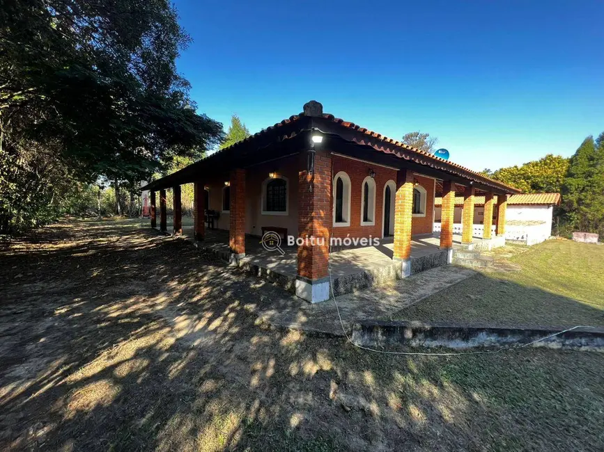 Chácara com 3 quartos à venda, 1490m2 em Porto Feliz - SP - imagem 6 Foto 6 de Chácara com 3 quartos à venda, 1490m2 em Porto Feliz - SP