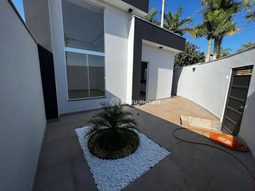 Foto 9 de Casa com 2 quartos à venda, 200m2 em Boituva - SP