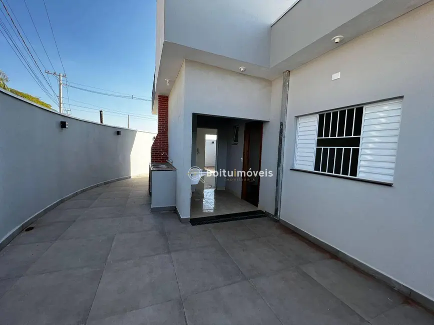 Foto 1 de Casa com 2 quartos à venda, 200m2 em Boituva - SP