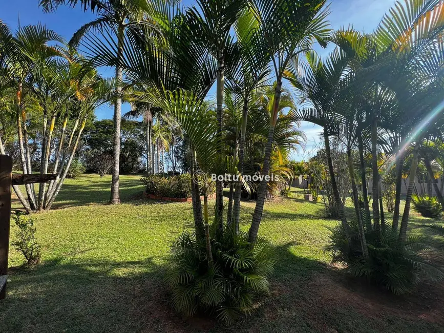 Foto 3 de Chácara com 5 quartos à venda, 108900m2 em Boituva - SP