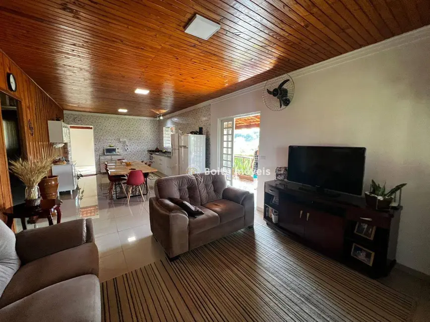 Foto 5 de Chácara com 4 quartos à venda, 20000m2 em Cesario Lange - SP