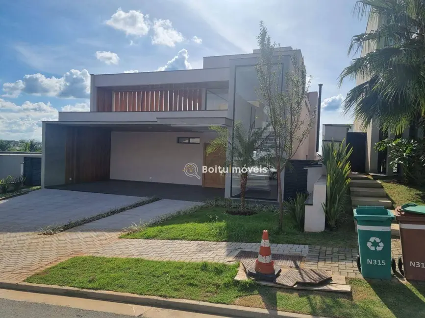 Foto 1 de Casa de Condomínio com 3 quartos à venda, 453m2 em Votorantim - SP