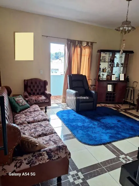 Foto 2 de Sobrado com 2 quartos à venda, 150m2 em São Judas Tadeu, Tatui - SP