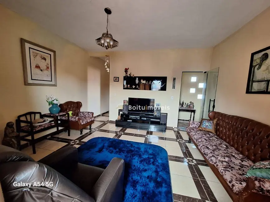 Foto 1 de Sobrado com 2 quartos à venda, 150m2 em São Judas Tadeu, Tatui - SP
