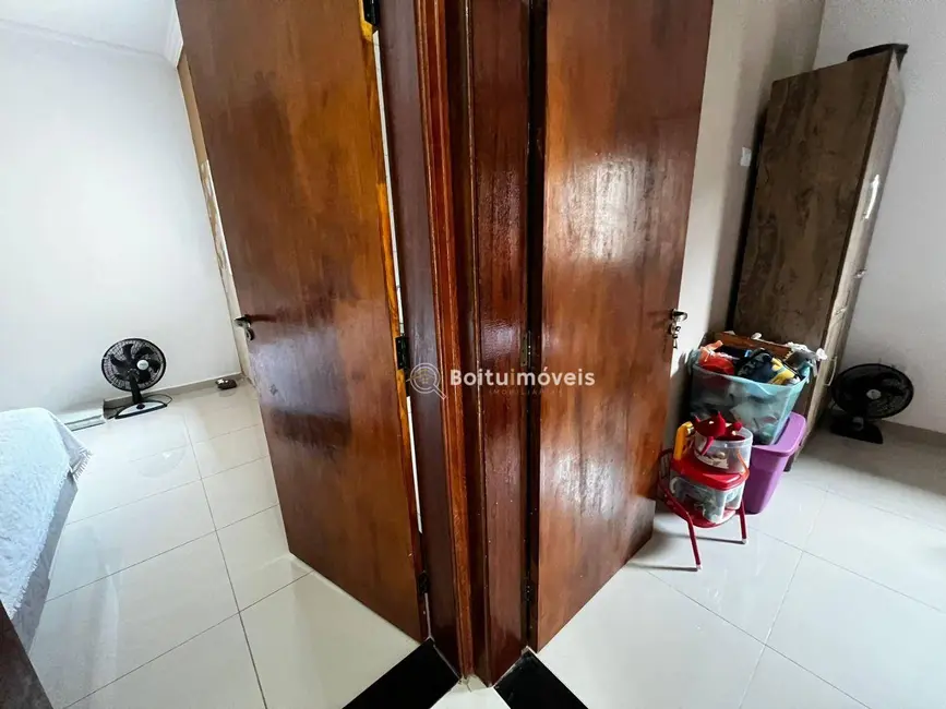 Foto 9 de Casa com 2 quartos à venda, 200m2 em Boituva - SP