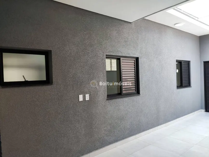 Casa de Condomínio com 3 quartos à venda, 154m2 em Sorocaba - SP - imagem 3 Foto 3 de Casa de Condomínio com 3 quartos à venda, 154m2 em Sorocaba - SP